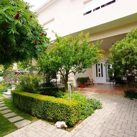 Apartment Radunic *