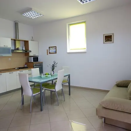 Apartment Radunic *